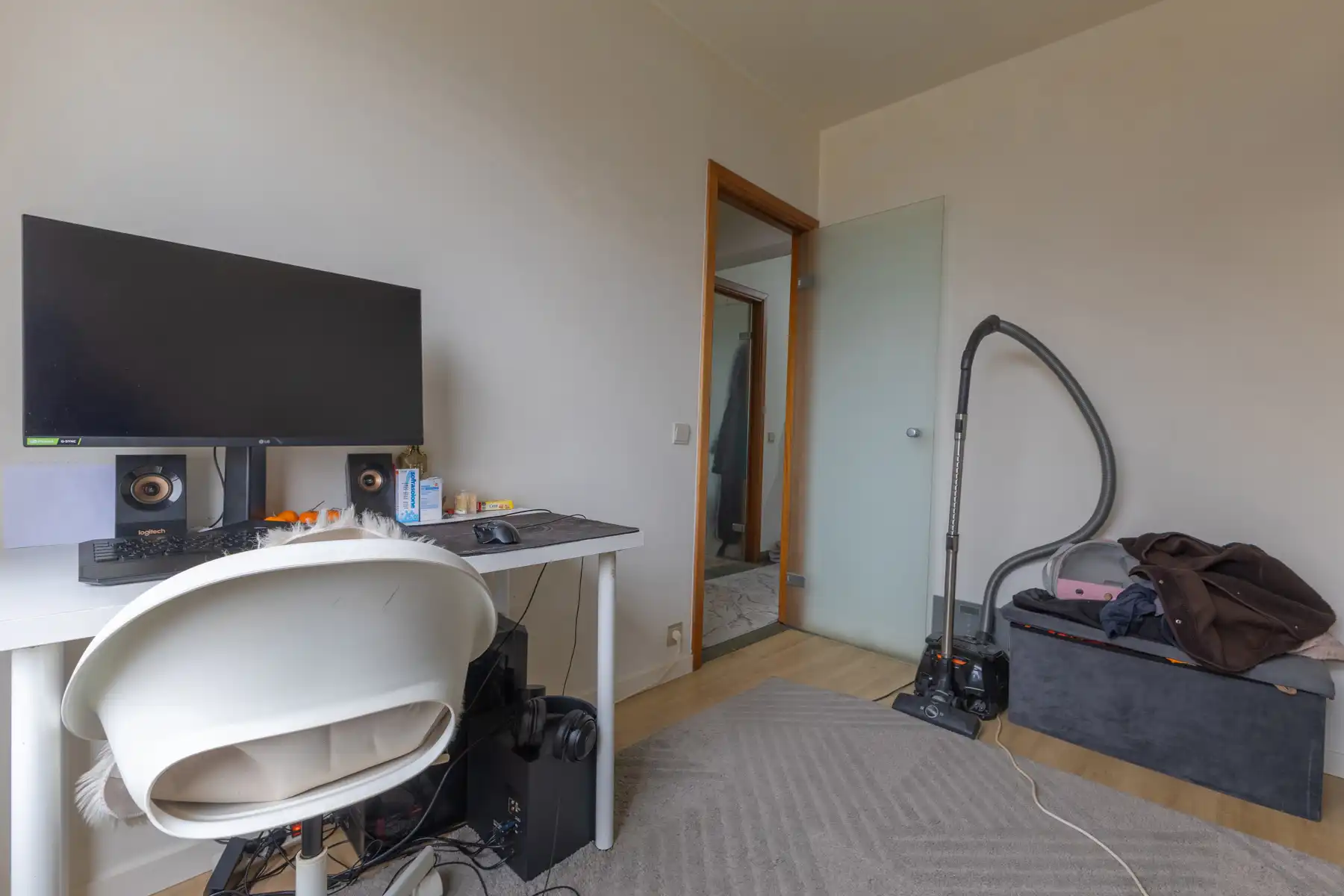 Opbrengsteigendom met 4 wooneenheden en 2 garages foto 14