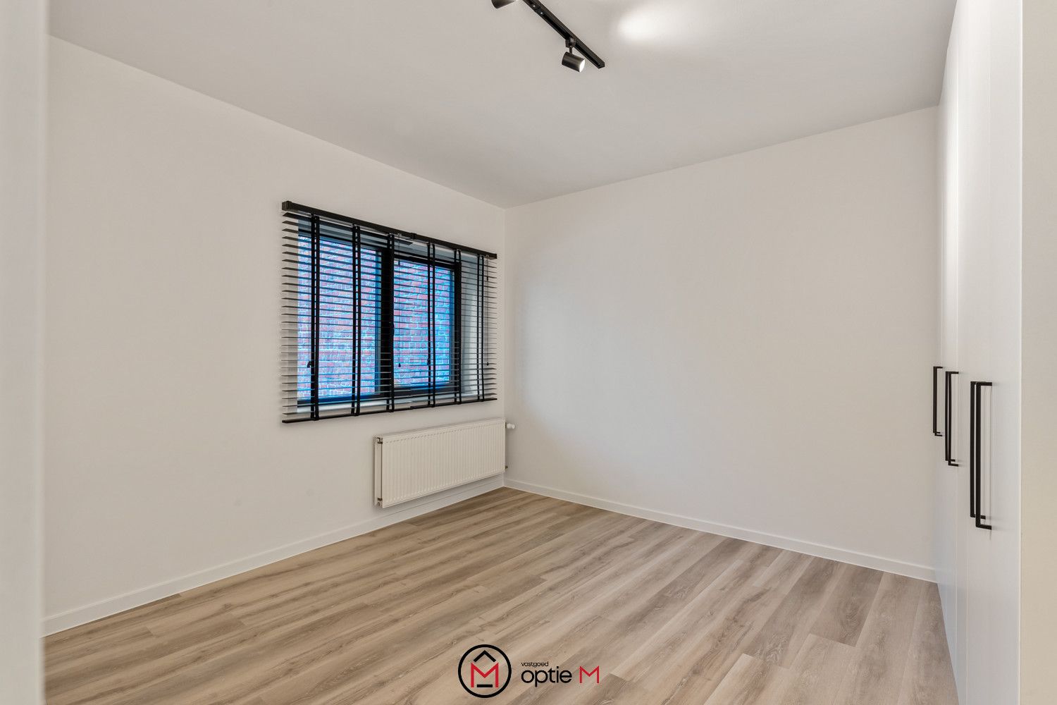 Volledig gerenoveerde woning met 4 slaapkamers en 2 badkamers in Hasselt foto 18