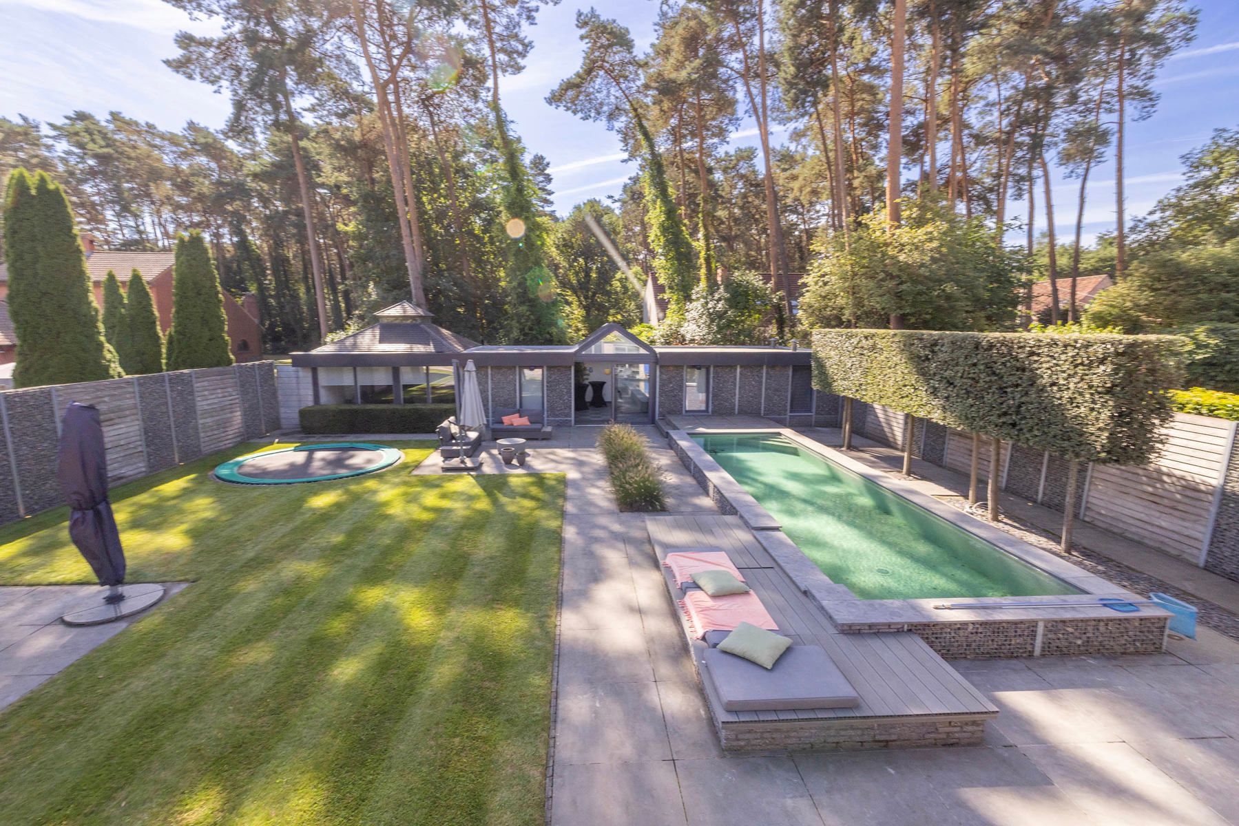 Laagbouwvilla met 3 slpk, 2 bdk, zwembad en poolhouse foto 3