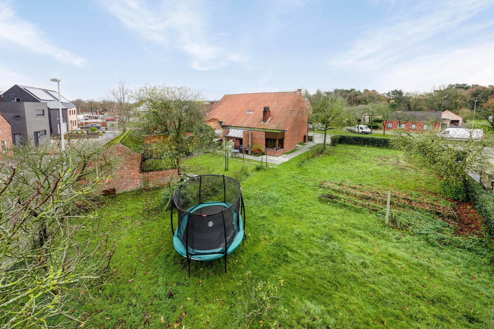Verder te ontwikkelen eigendom van ca 17are met landelijke karakters. foto 20