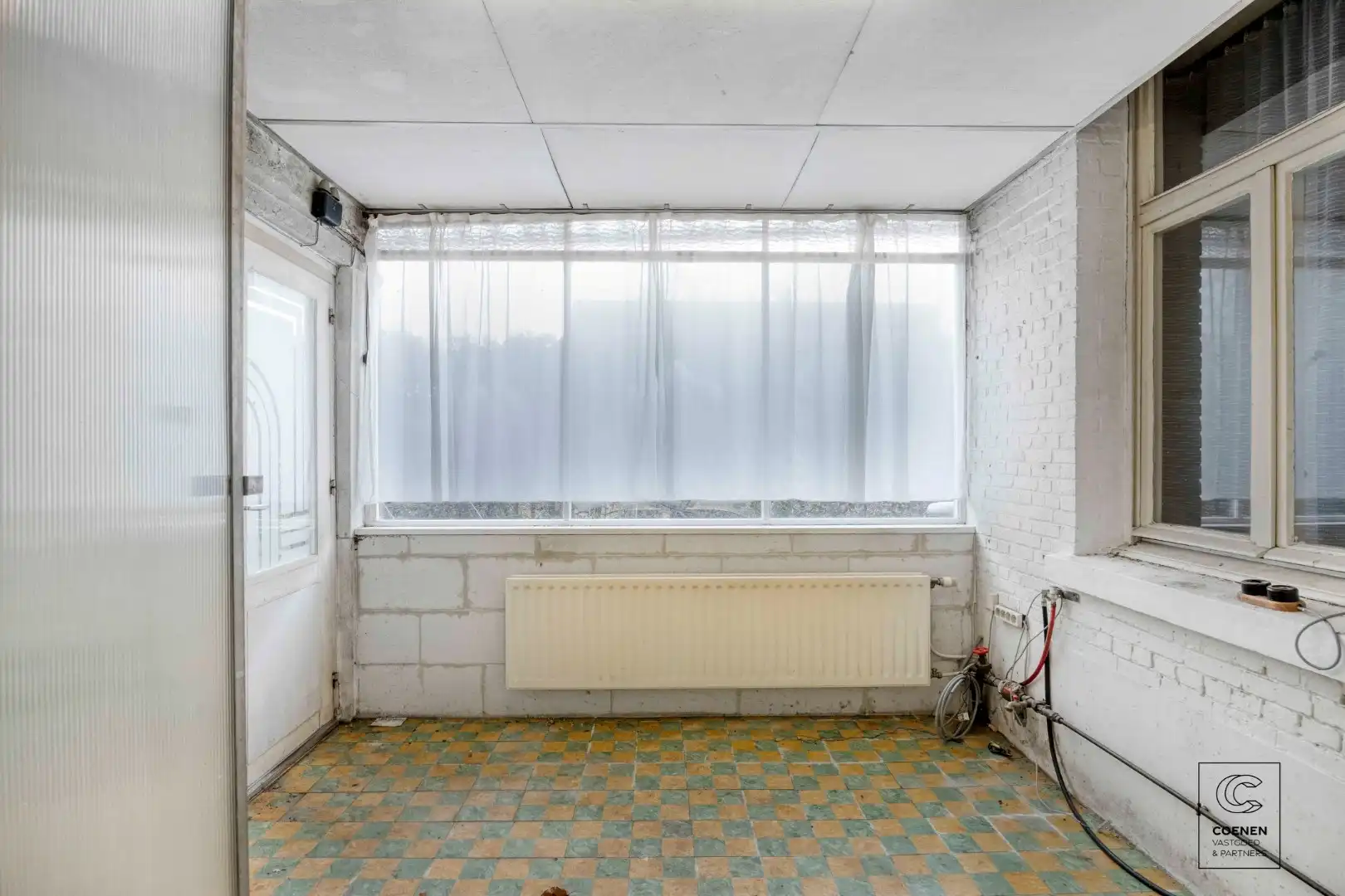 Volledig te renoveren woning met potentieel op een schitterende ligging te Brasschaat foto 9