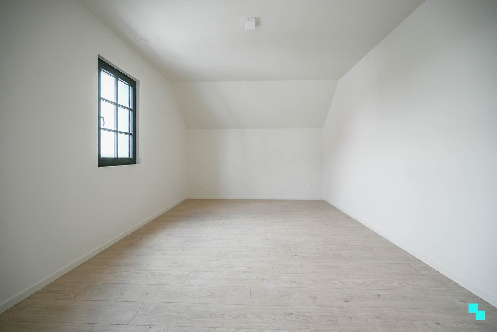 Ruime halfopen bebouwing in Zwevegem foto 22