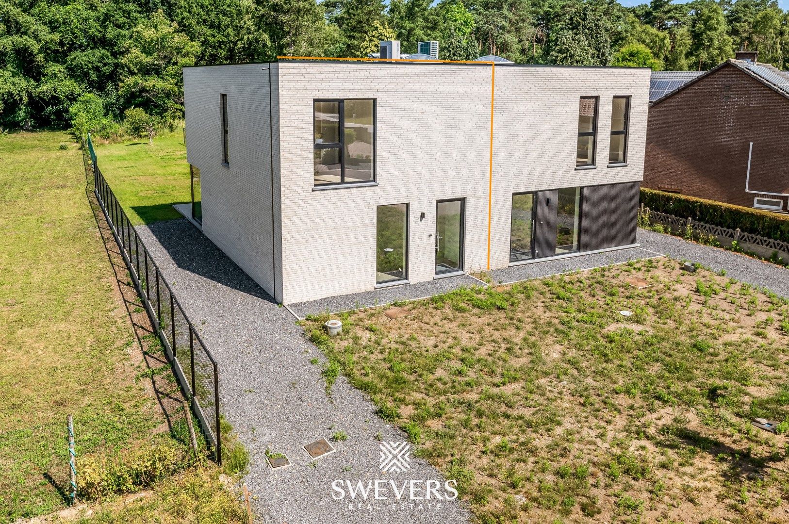 Instapklare nieuwbouwwoning in rustige buurt te Koersel foto 36
