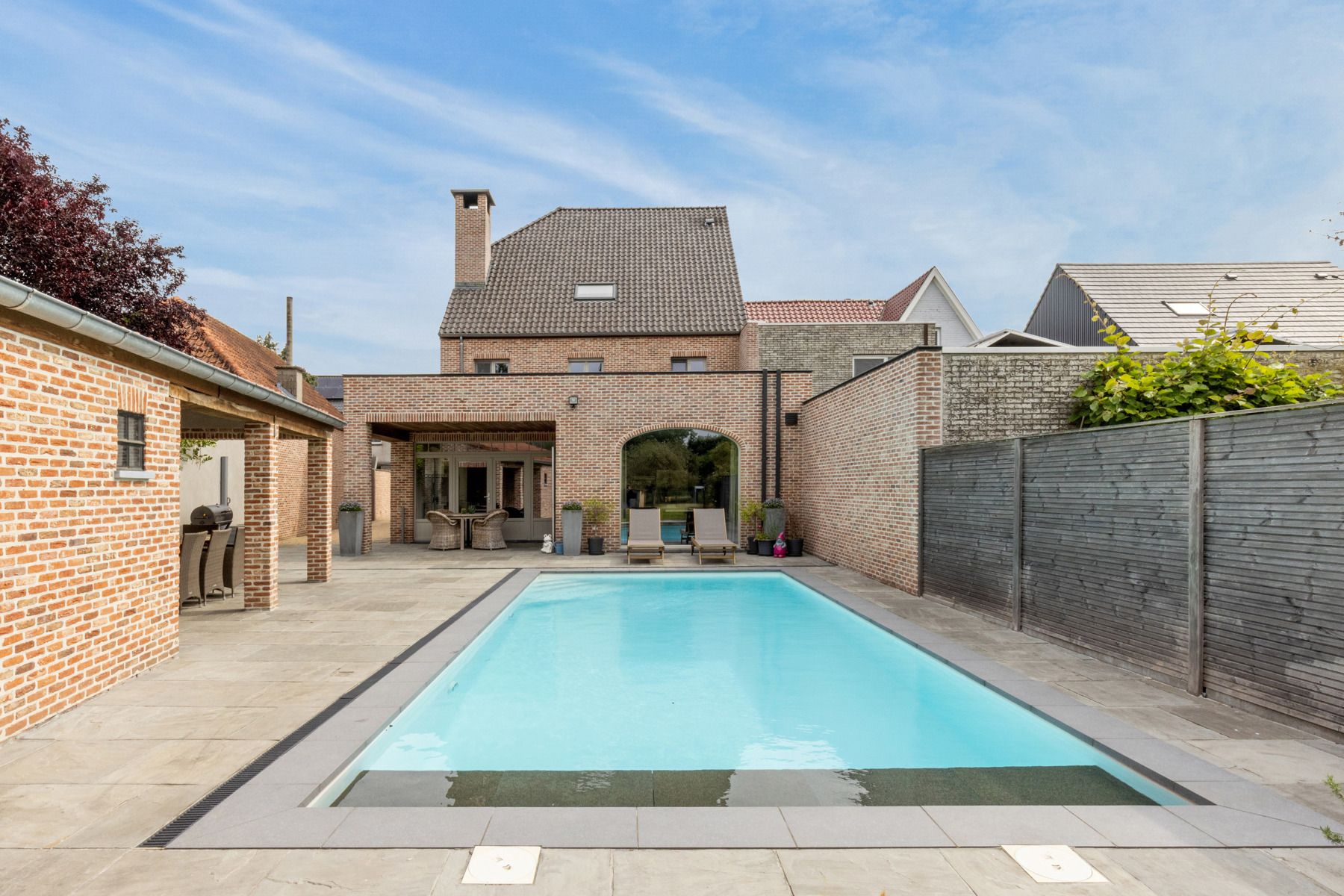 BAMBRUGGE - Uitzonderlijke woning met tuin op toplocatie foto 6