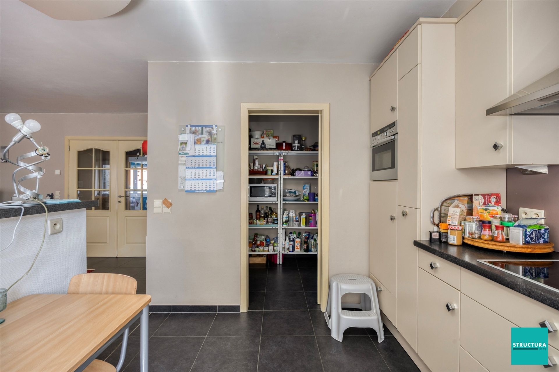 Ruim appartement met 2 kamers en terras foto 9
