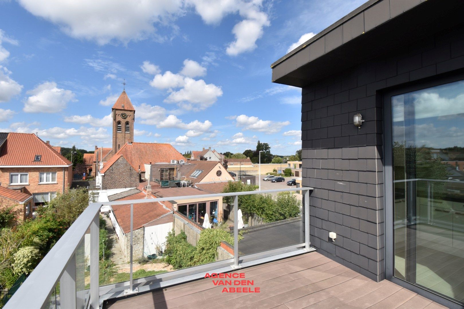 Zeer mooi appartement in centrum Moerbrugge! foto 14