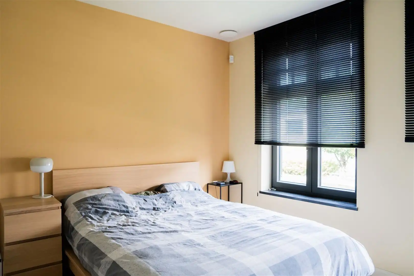 Prachtige woning met tuin en zwembad. foto 10