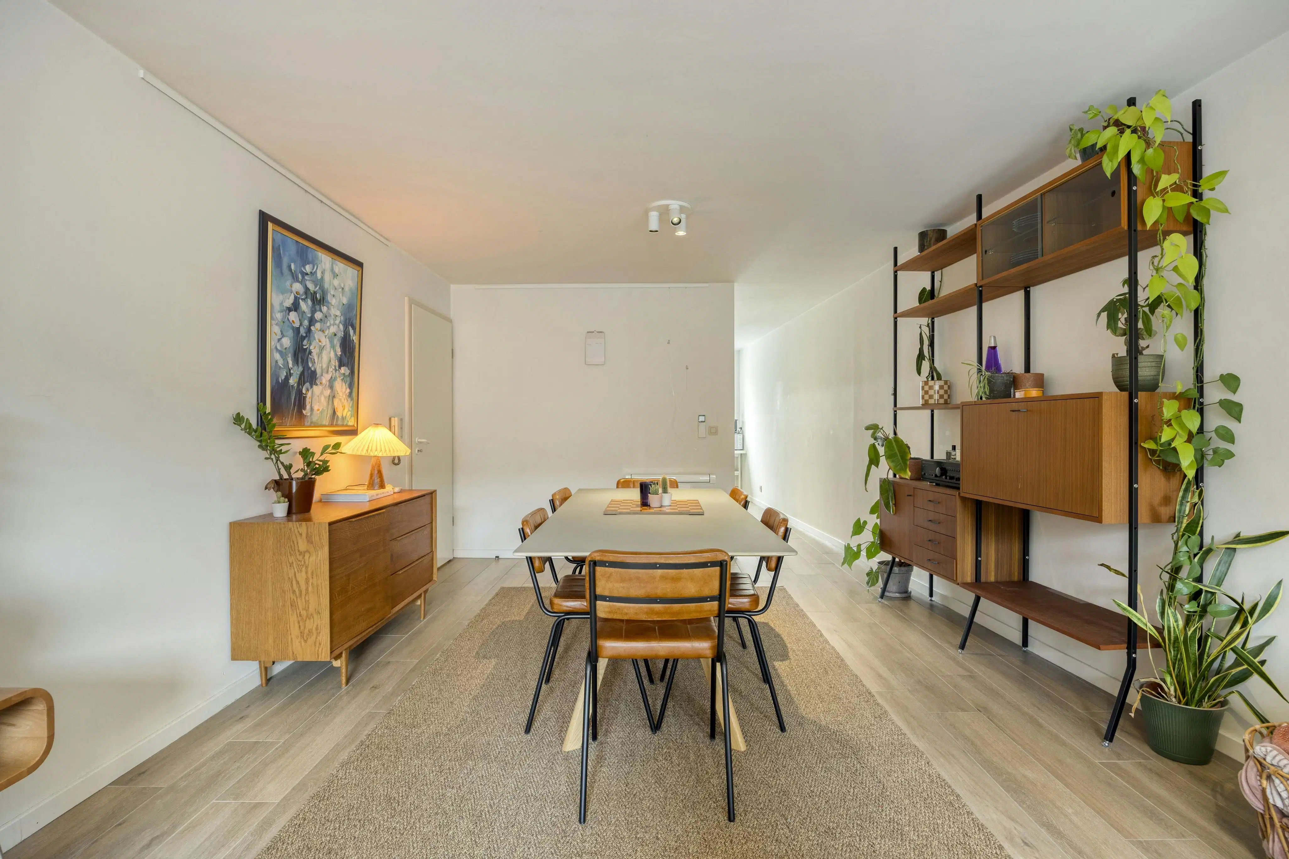 Gerenoveerd twee slaapkamer appartement in centrum Hasselt foto 5