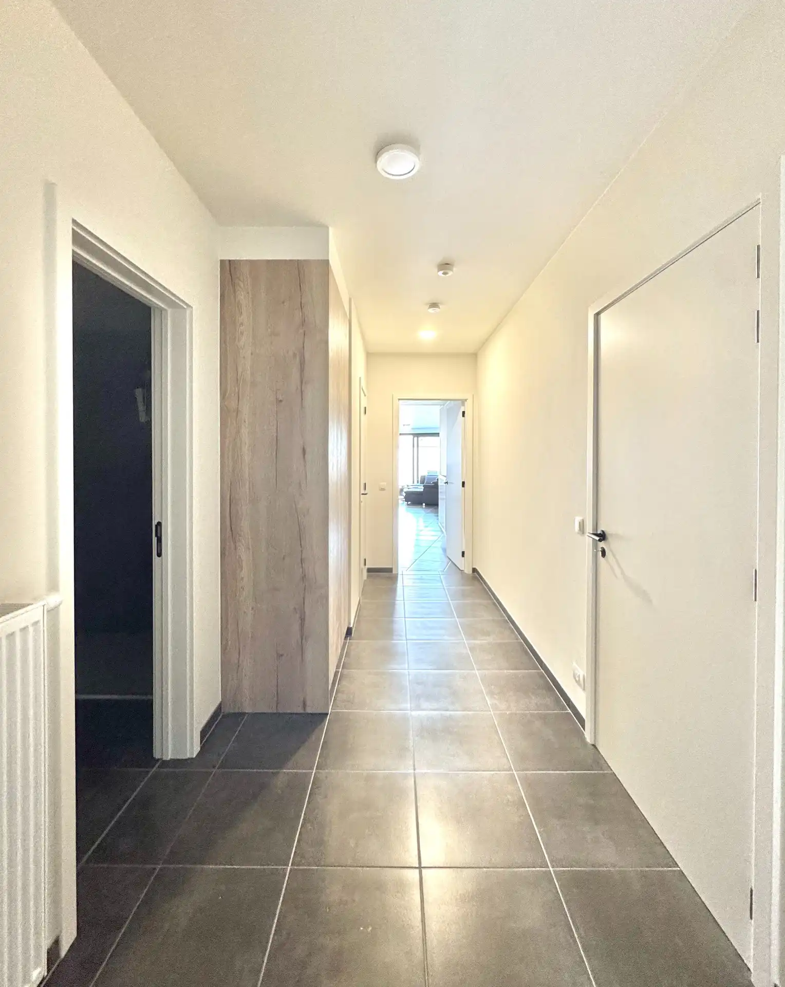 GELIJKVLOERS APP | 2 SLPKS | 2 BDKS | GARAGE | TUIN foto 5