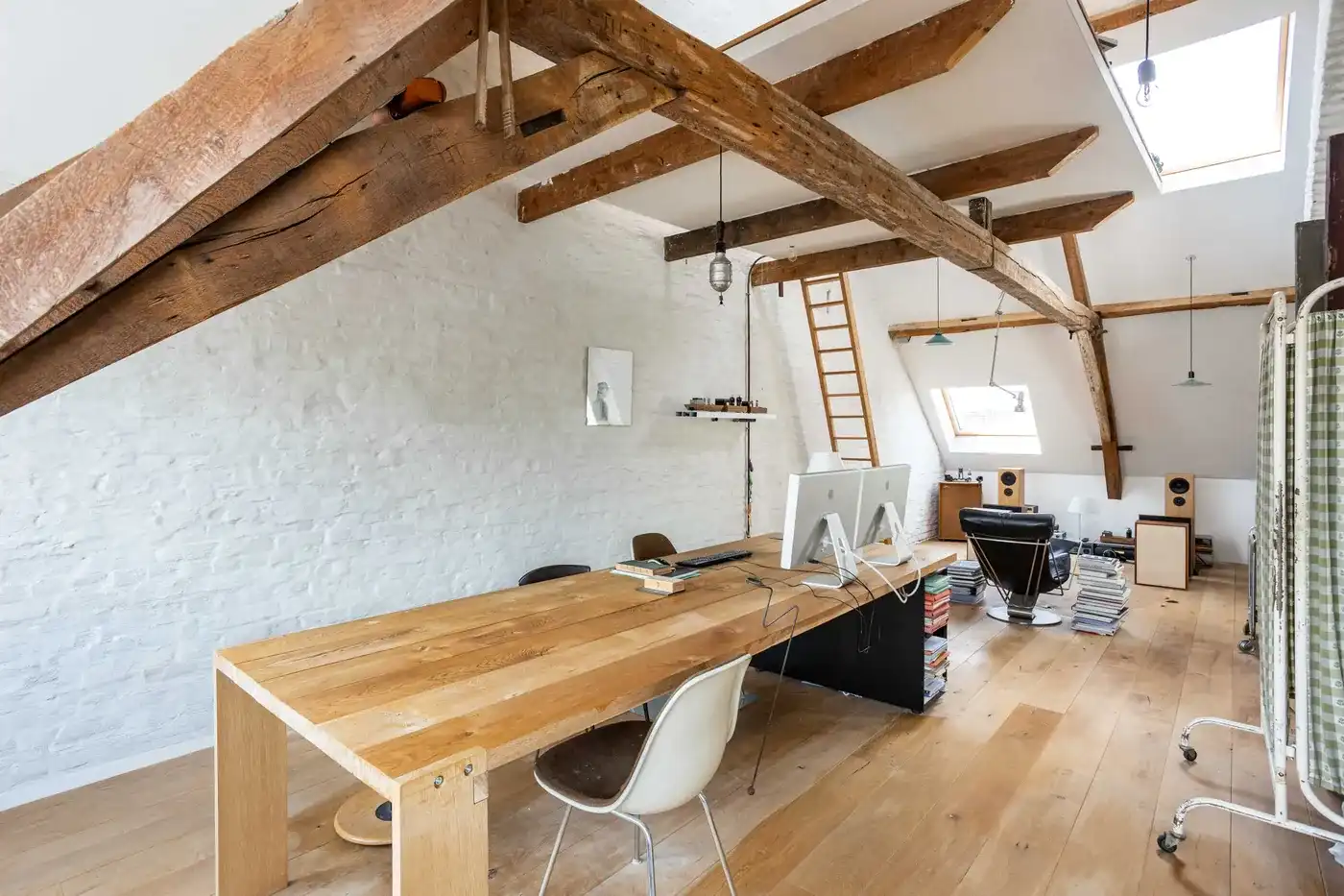 Prachtig gerenoveerd herenhuis in centrum Harelbeke foto 20