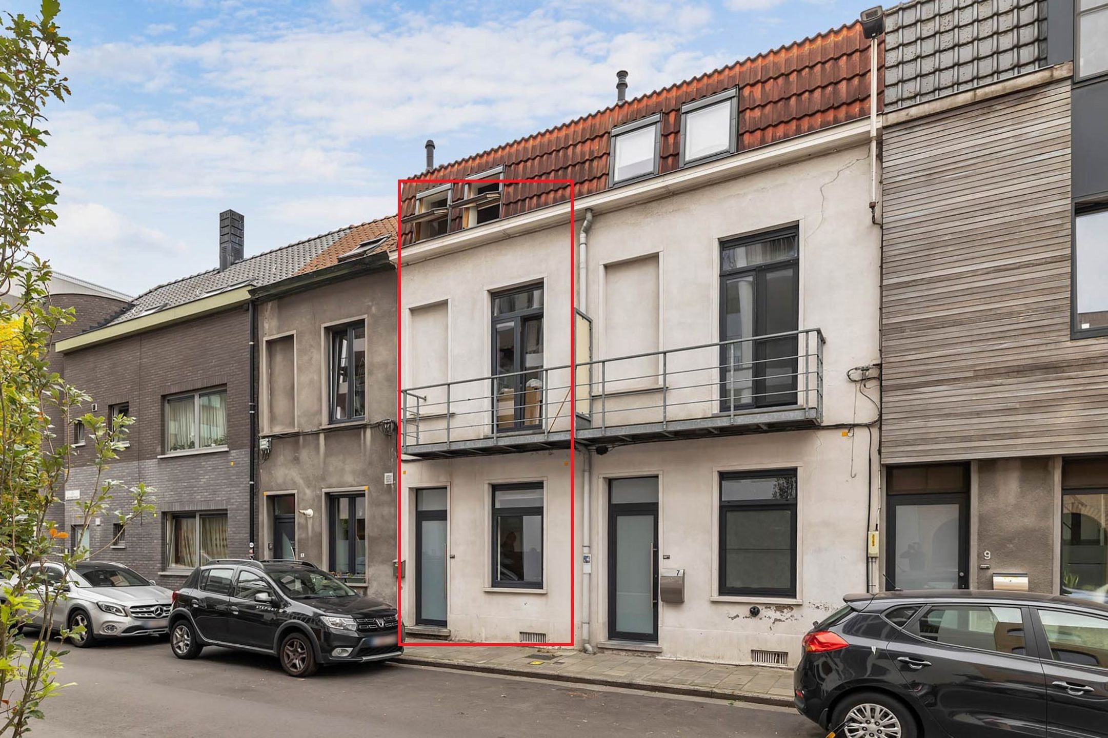 Knusse recent gerenoveerde woning met opbrengstpotentieel  foto {{pictureIndex}}