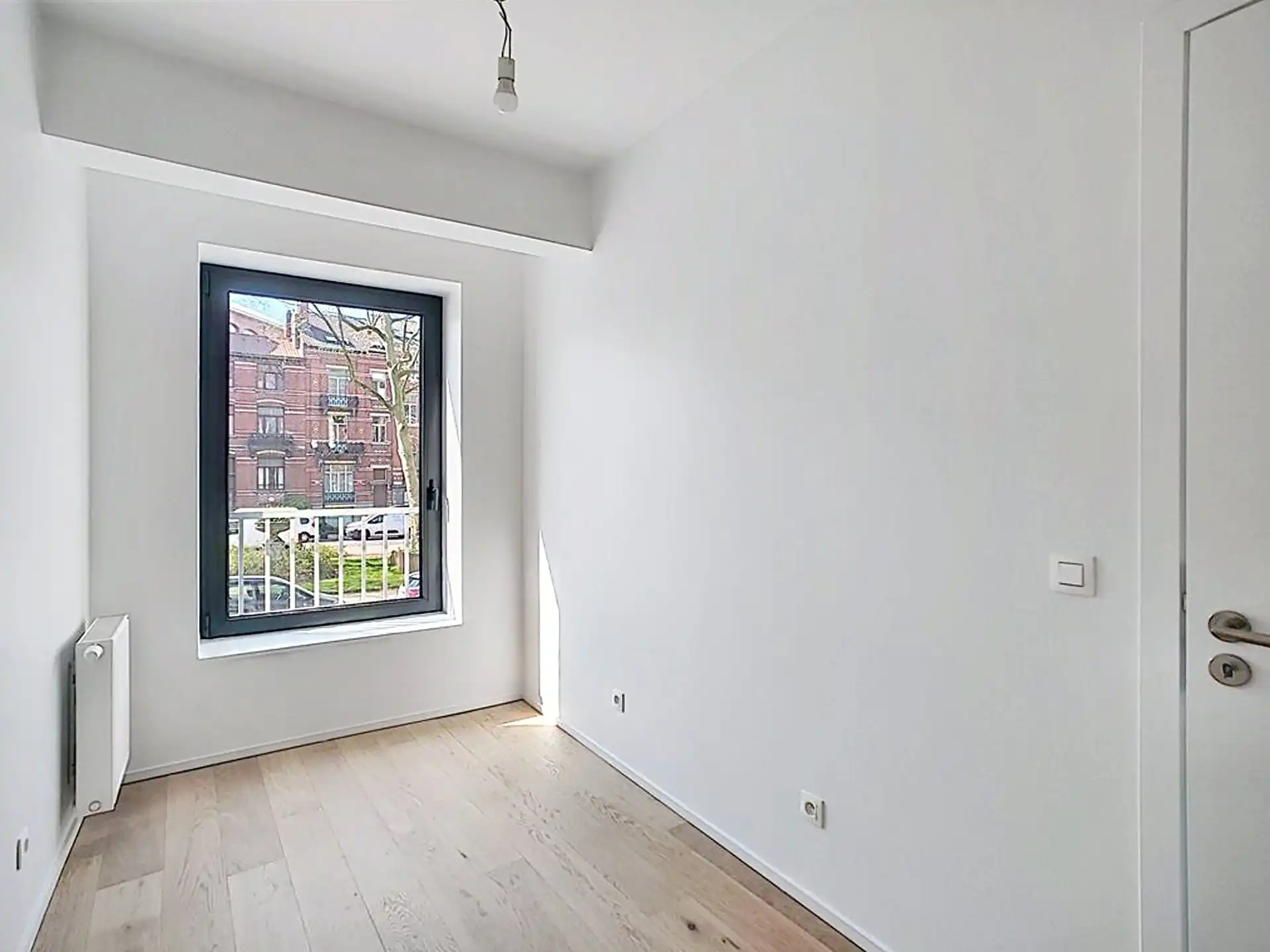 Josaphat-park: Recent app. met 2 slaapkamers + studeerkamer foto 7