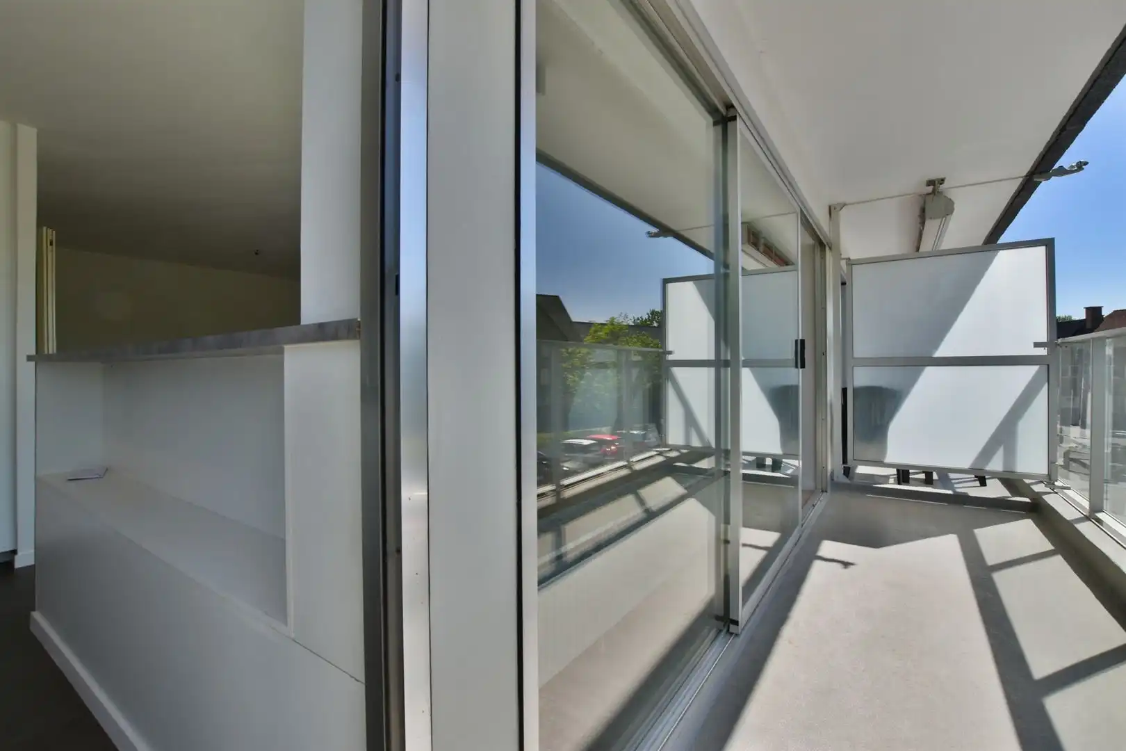 Stijlvol vernieuwd appartement met uniek zicht op de Brusselse Forten foto 12