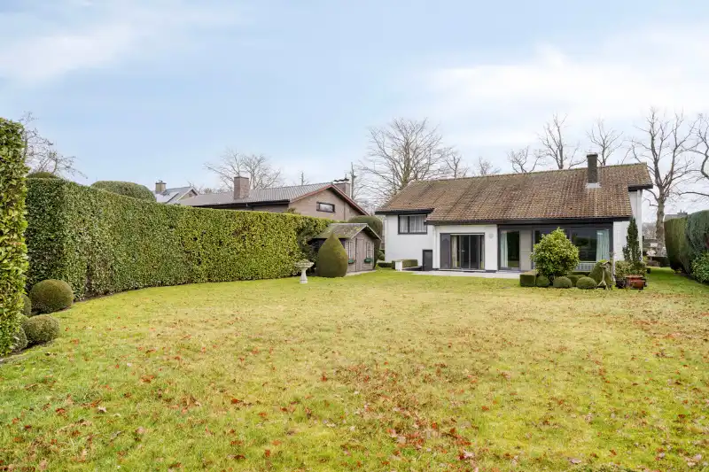 Villa te koop foto 13