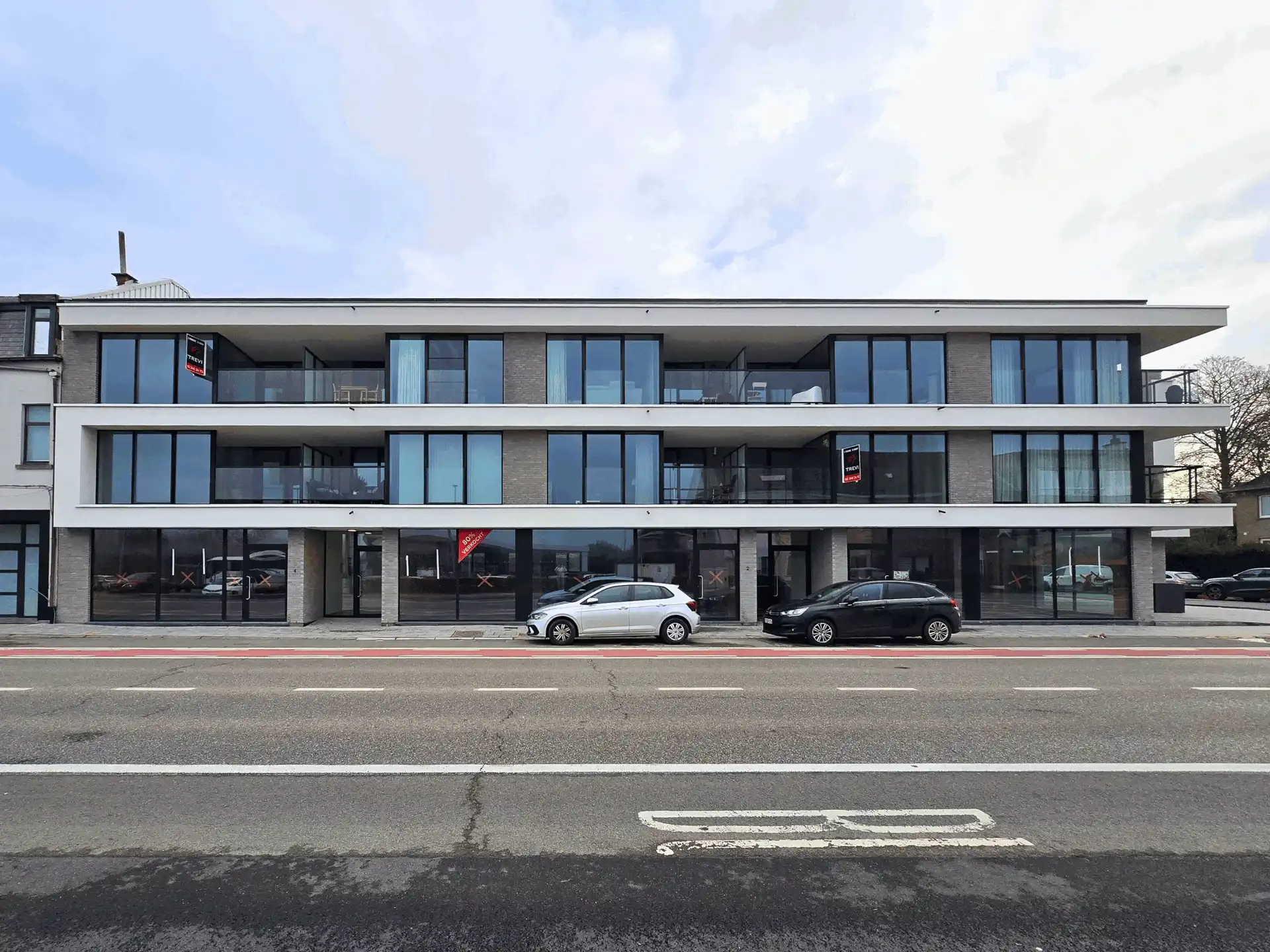 Nieuw winkelpand met grote zichtbaarheid in Asse foto 2