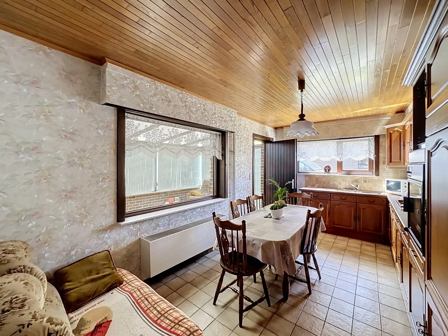 Alleenstaande woning met loods te Zerkegem  foto 9