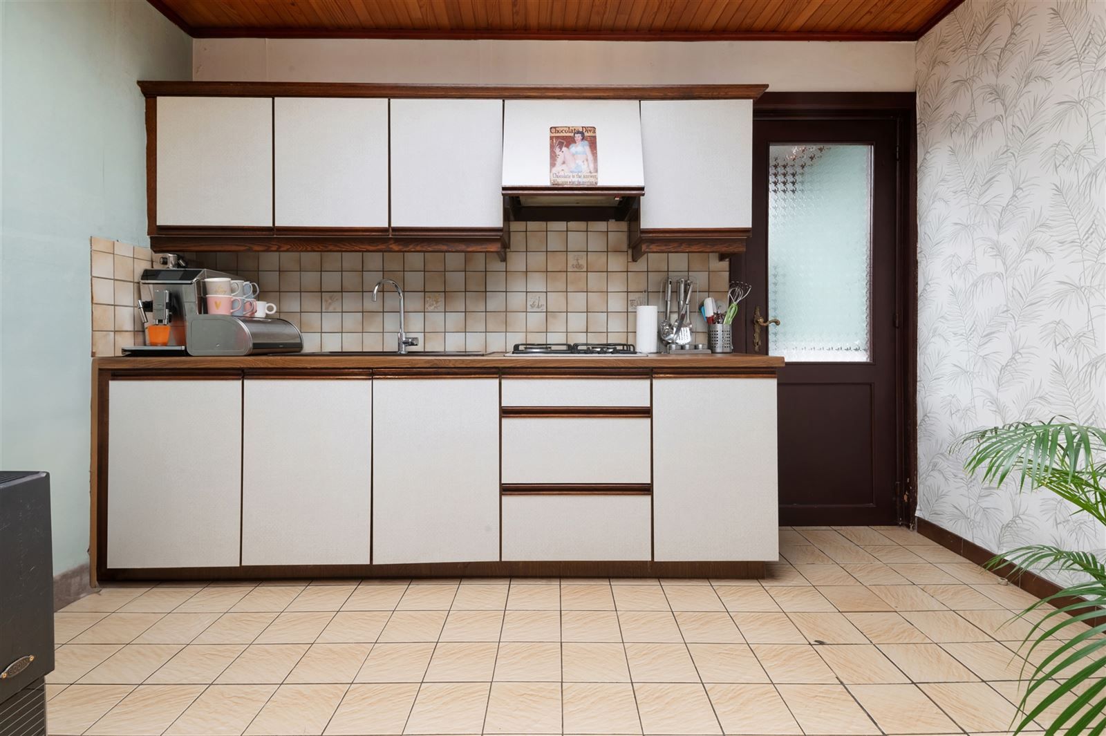 Instapklare rijwoning in rustige straat te Nieuwerkerken foto 11