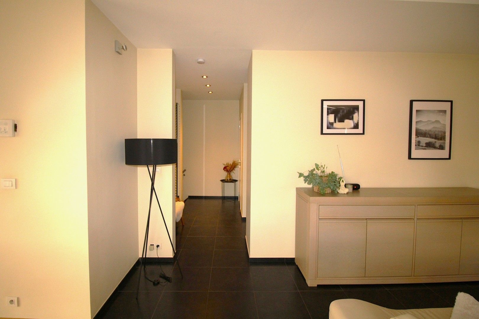  veelzijdig bedrijfsgebouw met woonst op een absolute commerciële topligging foto 16