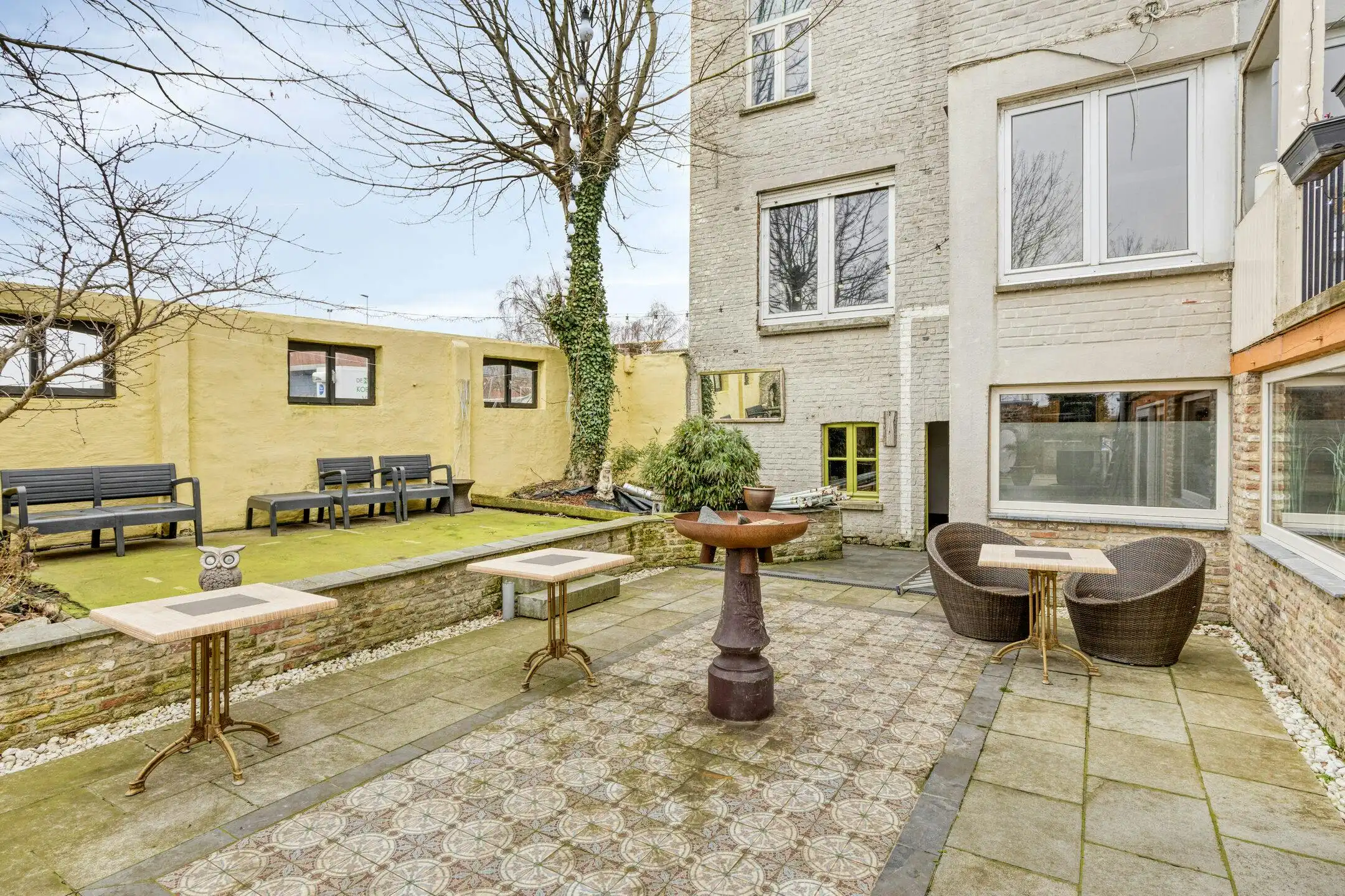 Polyvalente woning te Oudenburg met grote parking foto 31