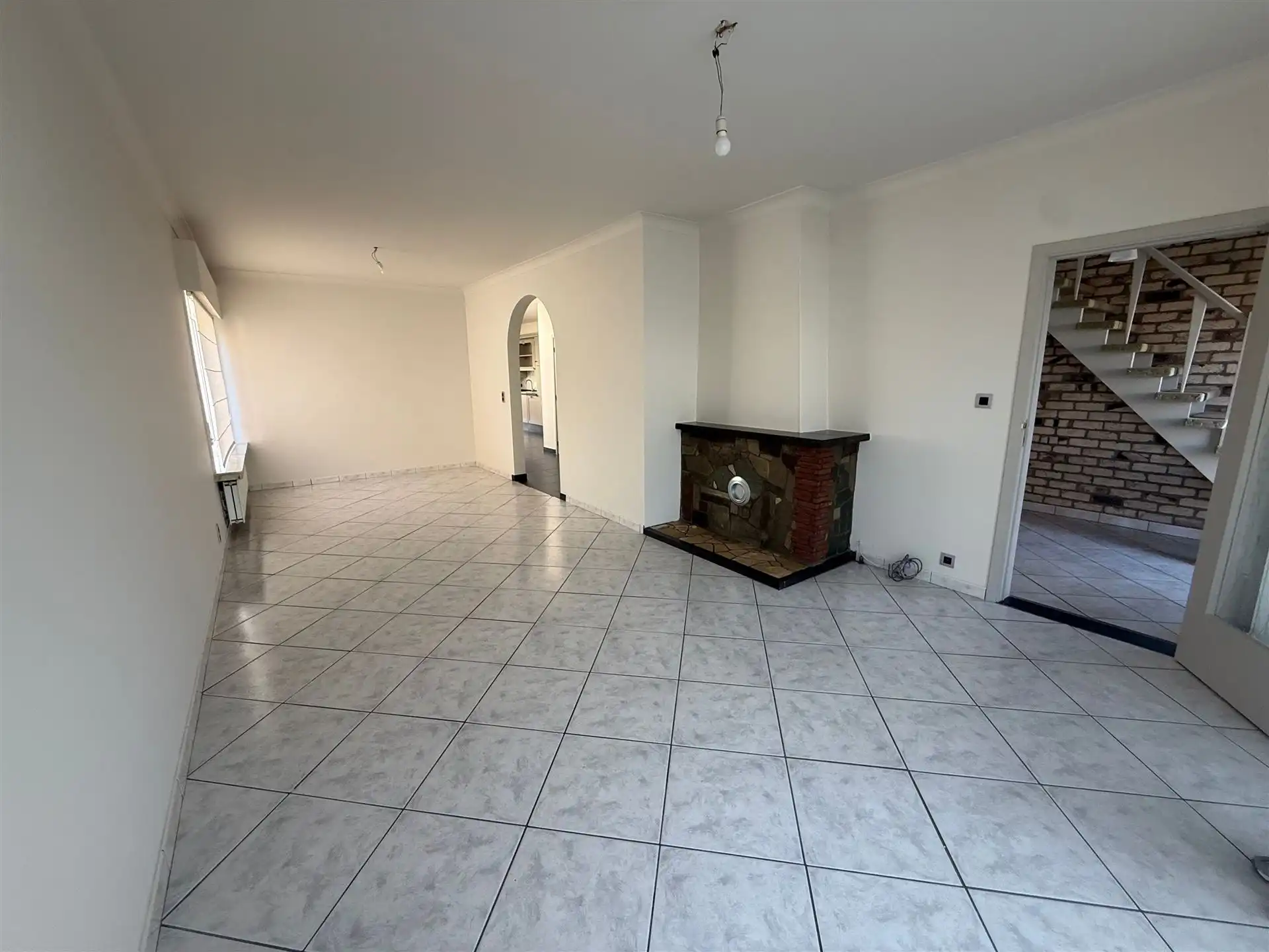 Zeer ruime woning met 3 slpk en tuin op een rustige locatie! foto 3