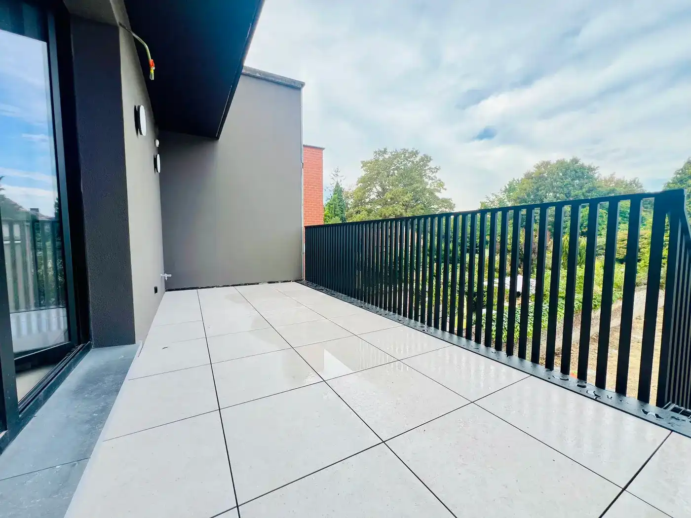 Exclusief villa-appartement met hoogstaande afwerking op toplocatie foto 2