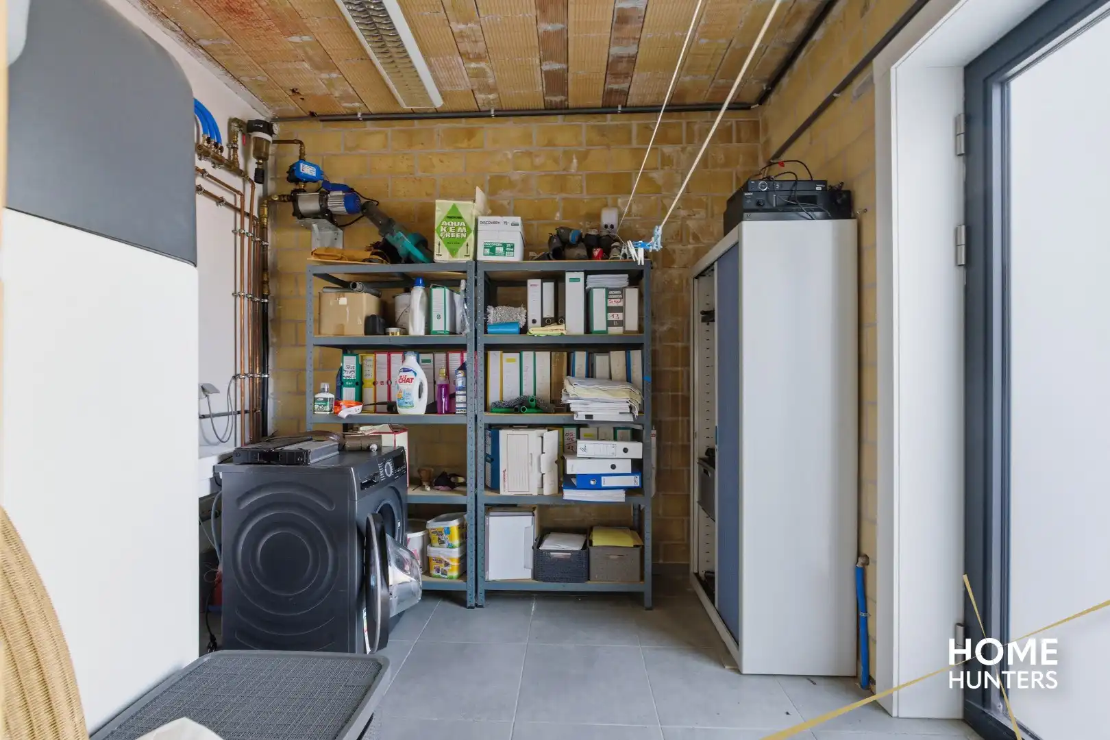 Veelzijdig handelspand met luxueus appartement en dubbele garage in Boezinge foto 29