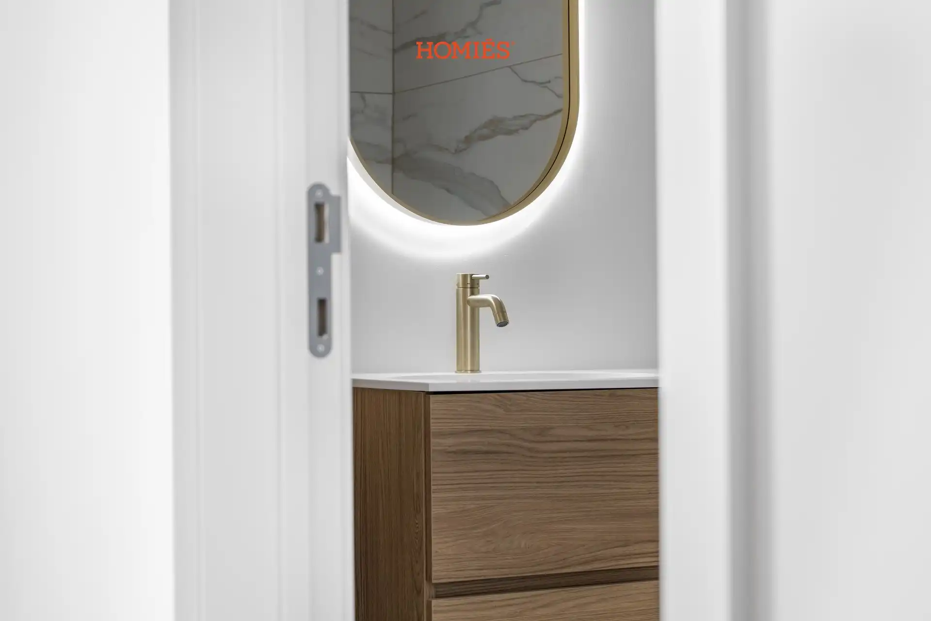 Luxe 3-slaapkamerappartement met privatief tuintje foto 25