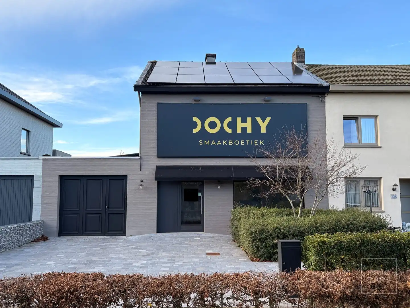 Ruimte om te ondernemen én te wonen – energiezuinig en instapklaar foto {{pictureIndex}}