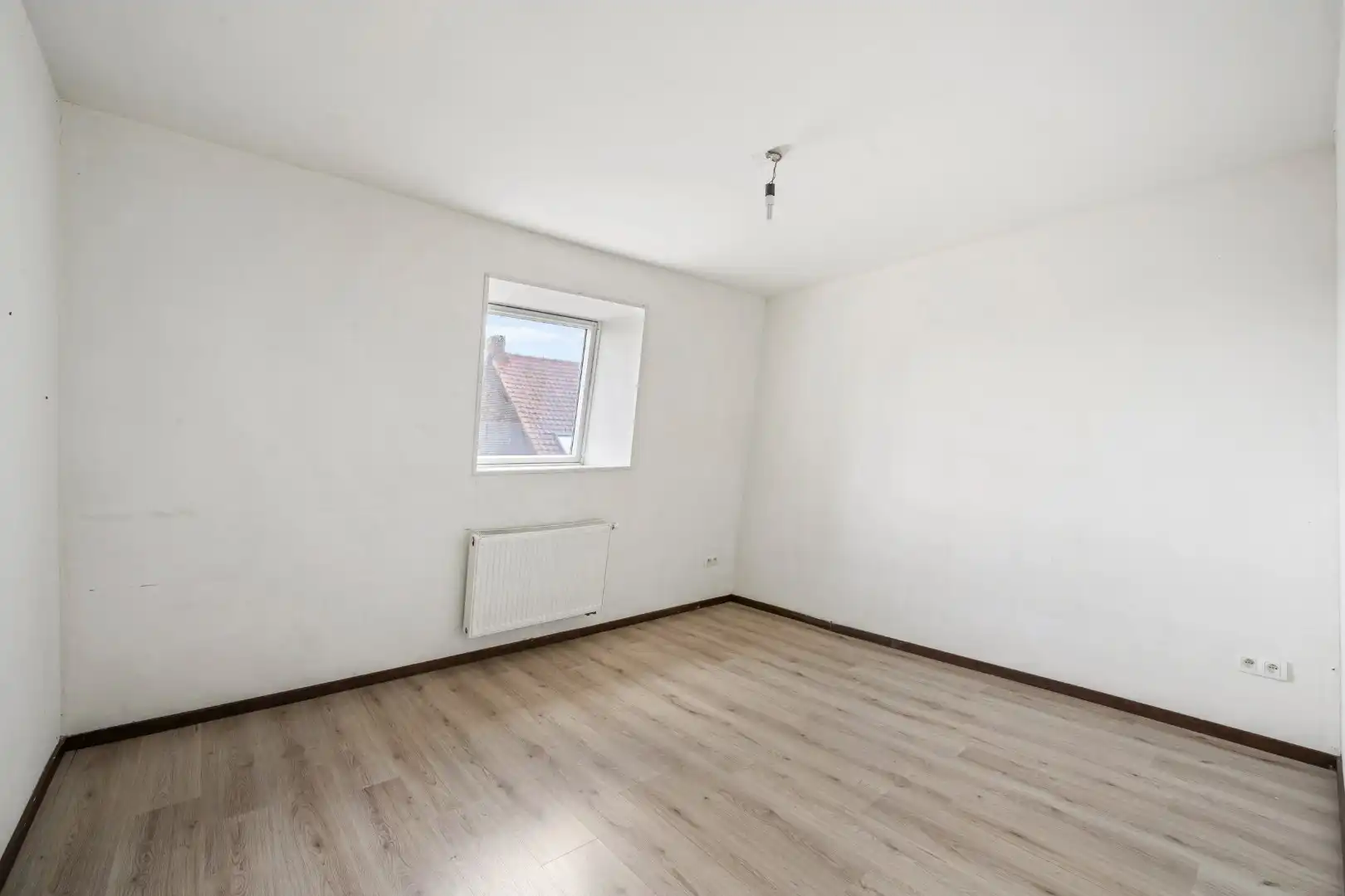 Instapklare woning met 3 slaapkamers in het centrum van Menen foto 12