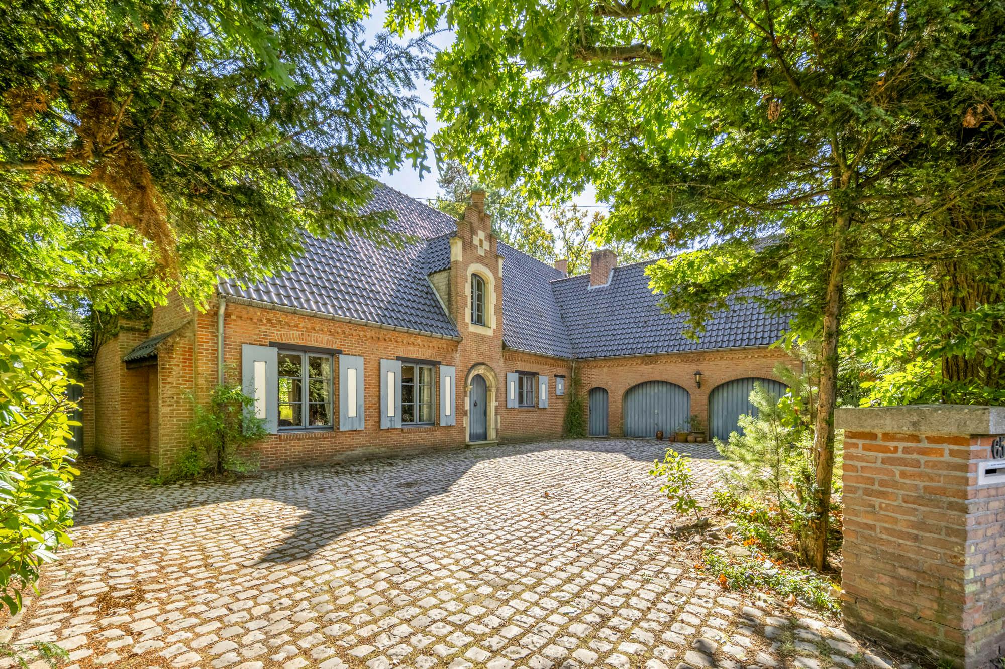 Ruime villa met 7 slaapkamers gelegen in het groen op 13 are foto 25