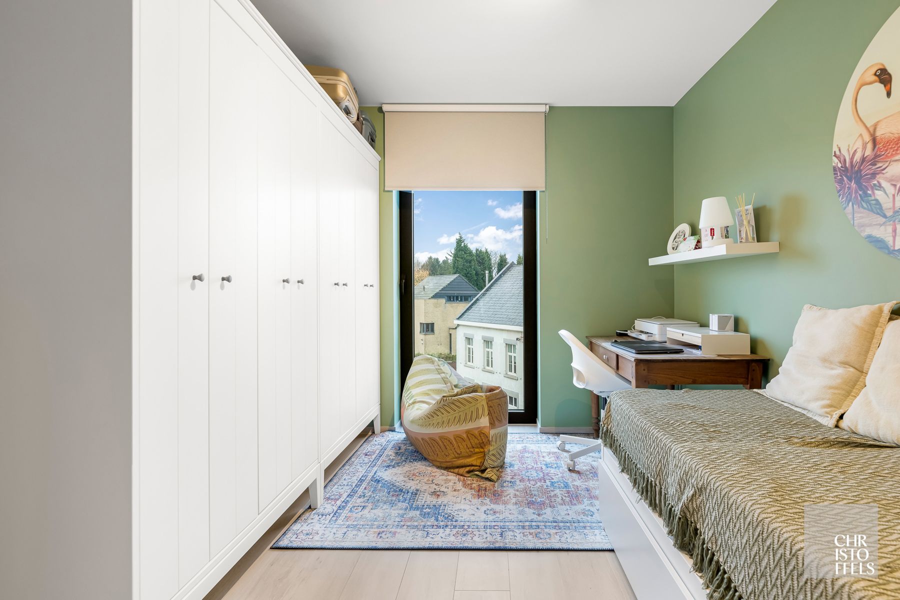 TE HUUR - Luxueus 2-slaapkamerappartement met uitzonderlijk zicht op water! foto 3