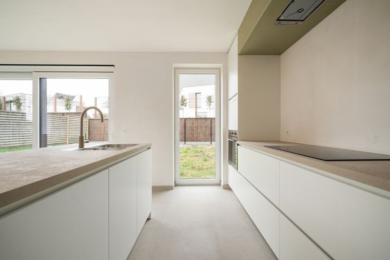 Zeer energiezuinige nieuwbouwwoning te Roeselare foto 4