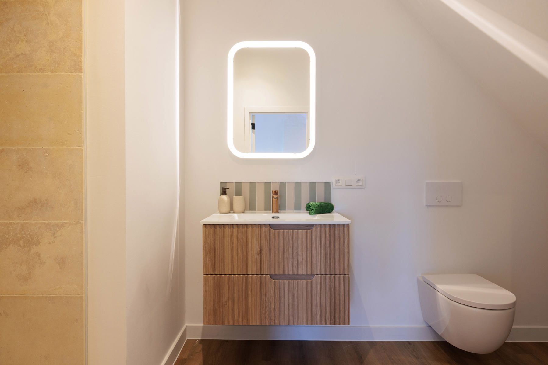 Exclusieve halfopen bebouwing met 3 slaapkamers en tuin foto 20