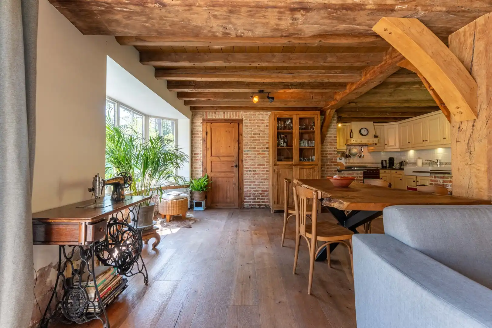 Exclusief domein met twee vakantiewoningen in het hart van het Drongengoed foto 9