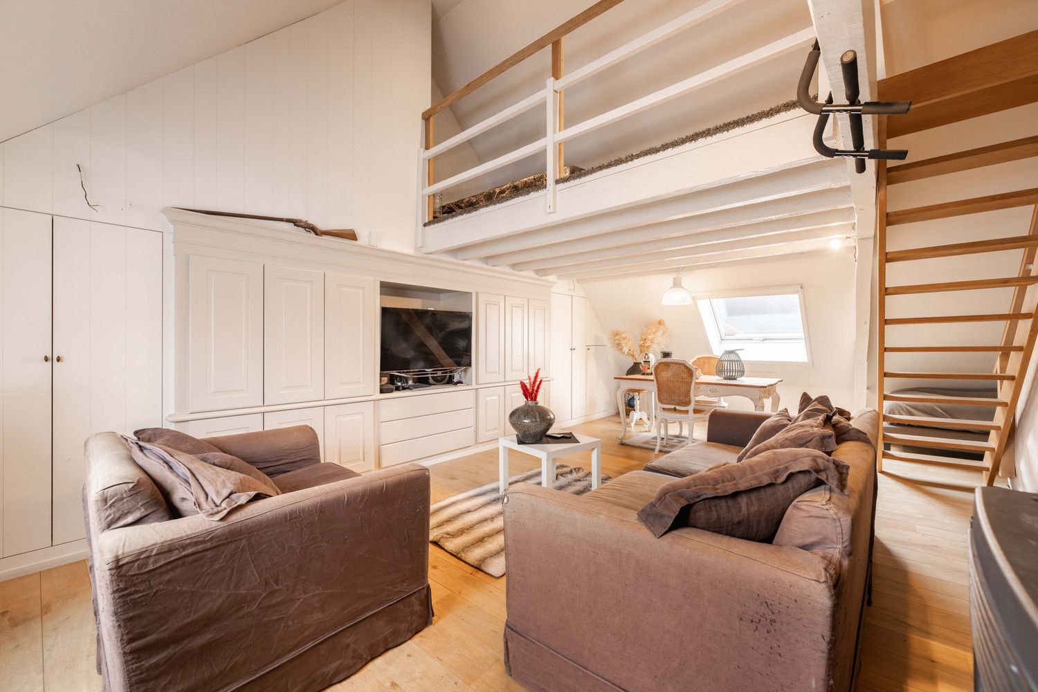 Handelsruimte met woonst te Ruiselede. foto 17