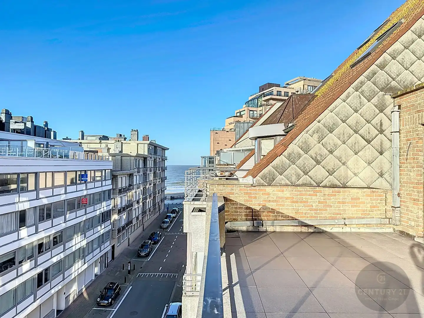 PENTHOUSE vlakbij ZEEDIJK met RUIME TERRASSEN foto 6