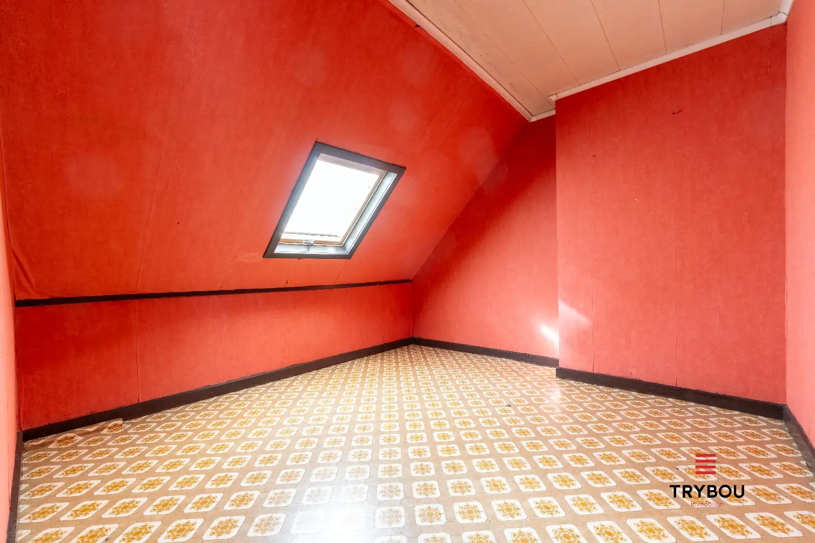 Verrassend ruime woning aan de rand van Houthulst op ruim perceel van 720m². foto 18