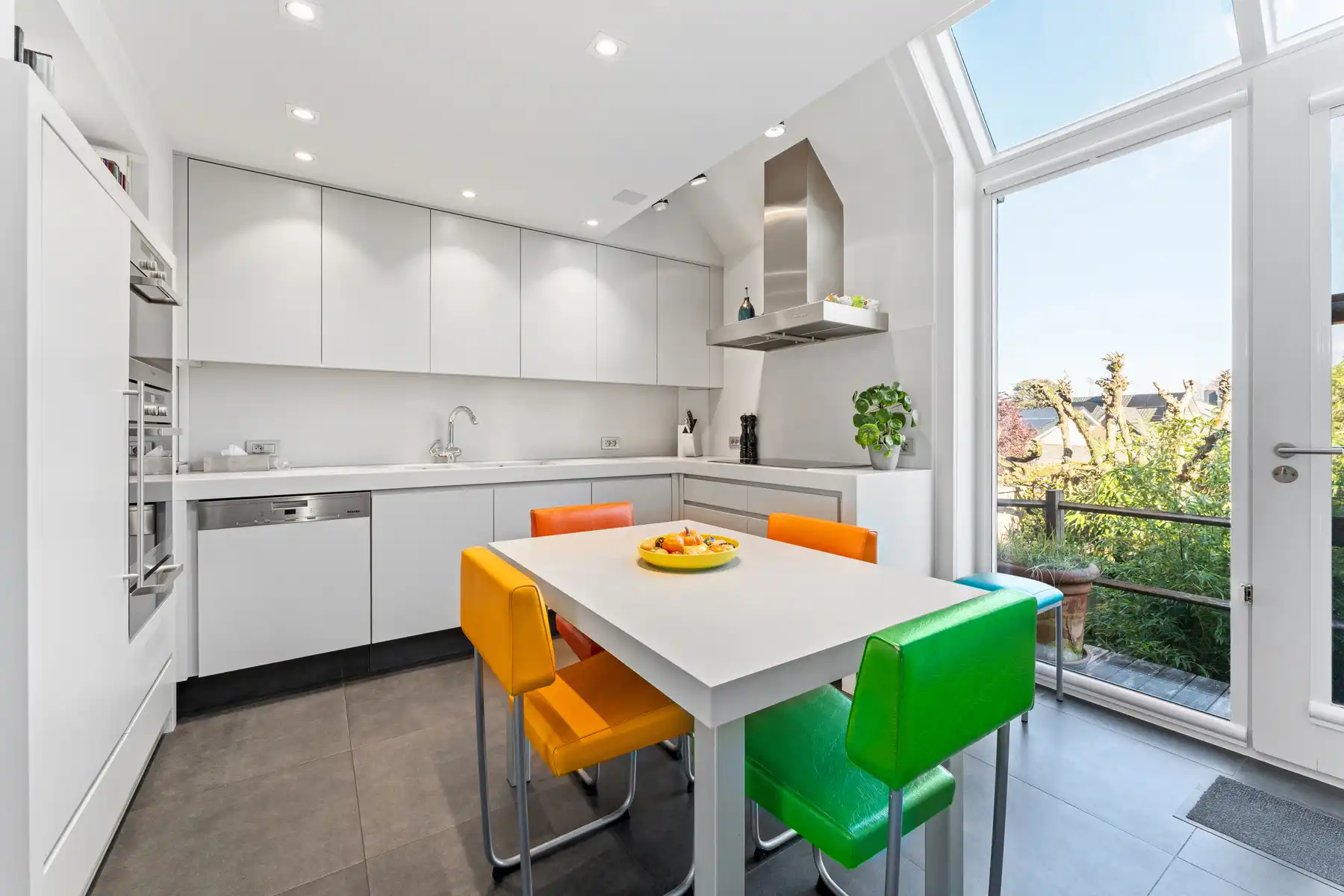 Handelsruimte met prachtige woning te koop in Roeselare! foto 11