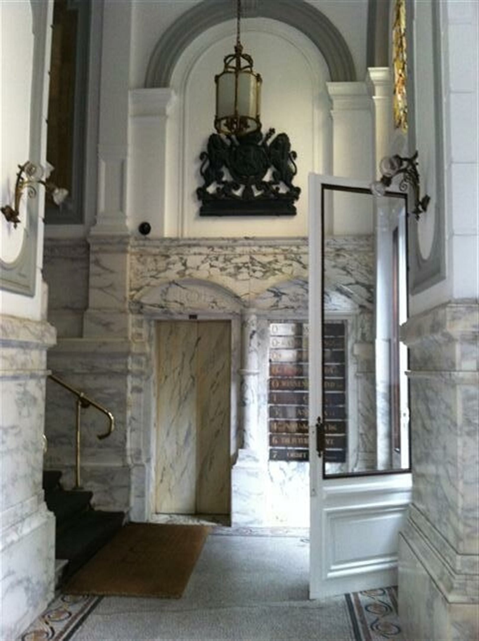 Kantoren in herenhuis vlakbij stadspark te Antwerpen foto 7