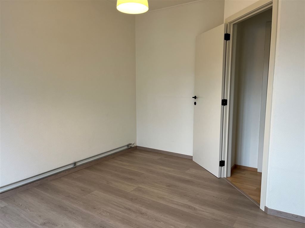 Gezellig en instapklaar triplex appartement met 2 slaapkamers in het centrum van Opoeteren foto 11