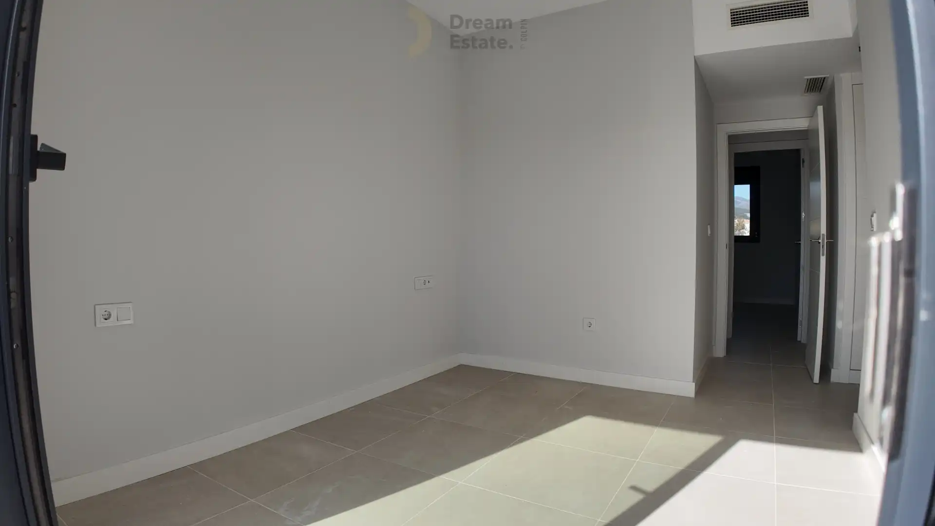 Instapklaar penthouse langs de New Golden Mile, Estepona. foto 13