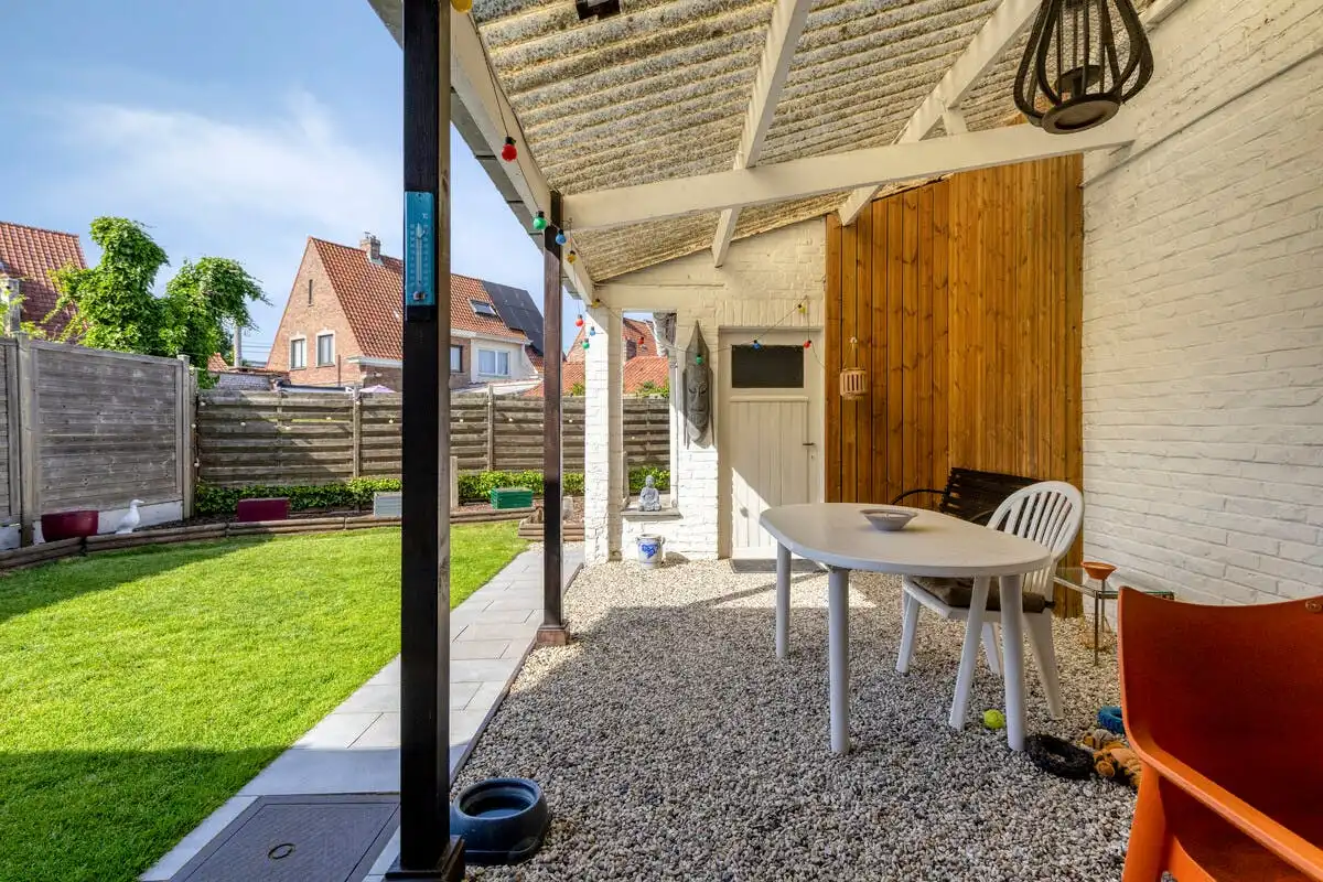 Woning met 2 slaapkamers, garage en tuin te koop in Kortrijk foto 18