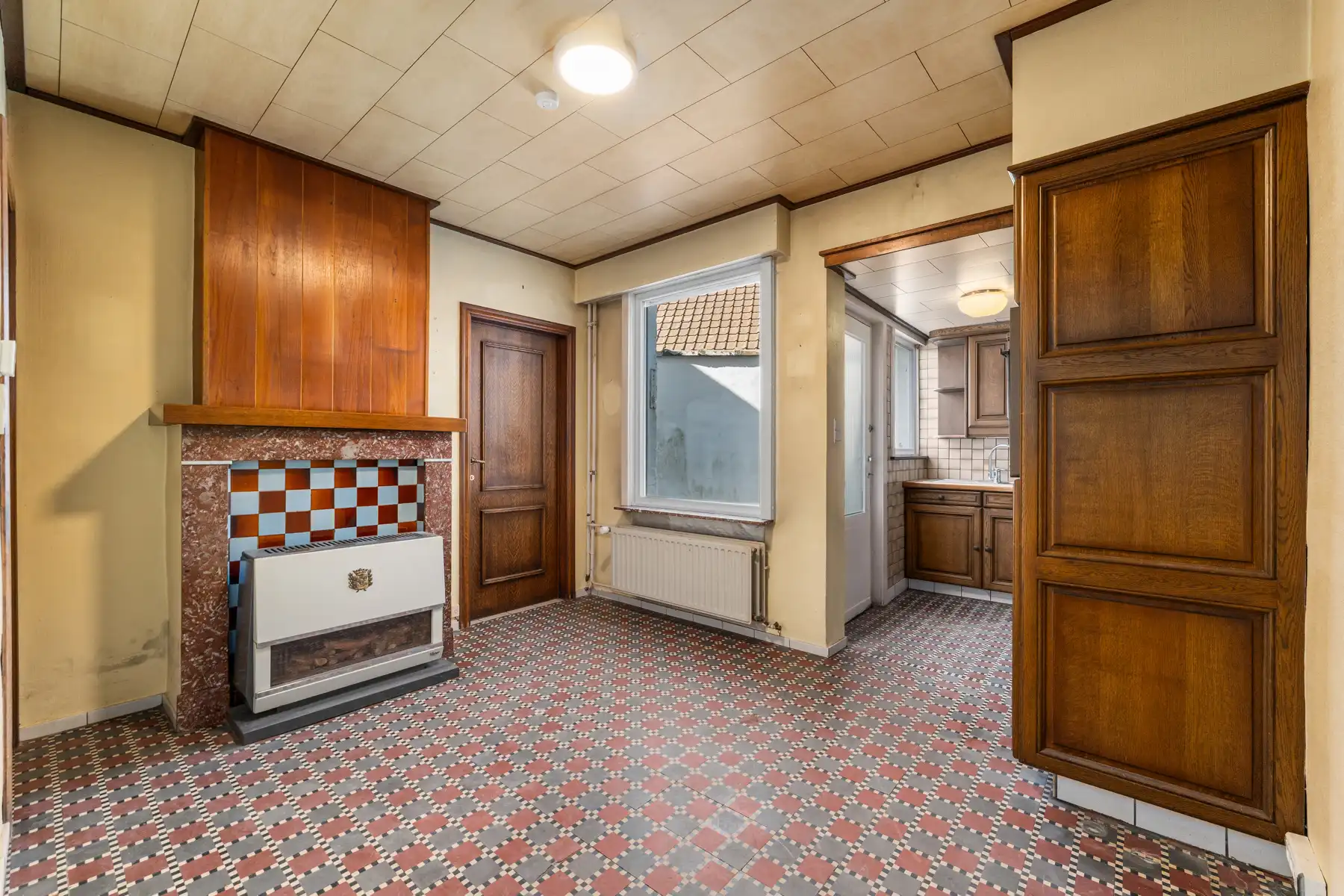 Ruime rijwoning in het stadscentrum foto 11
