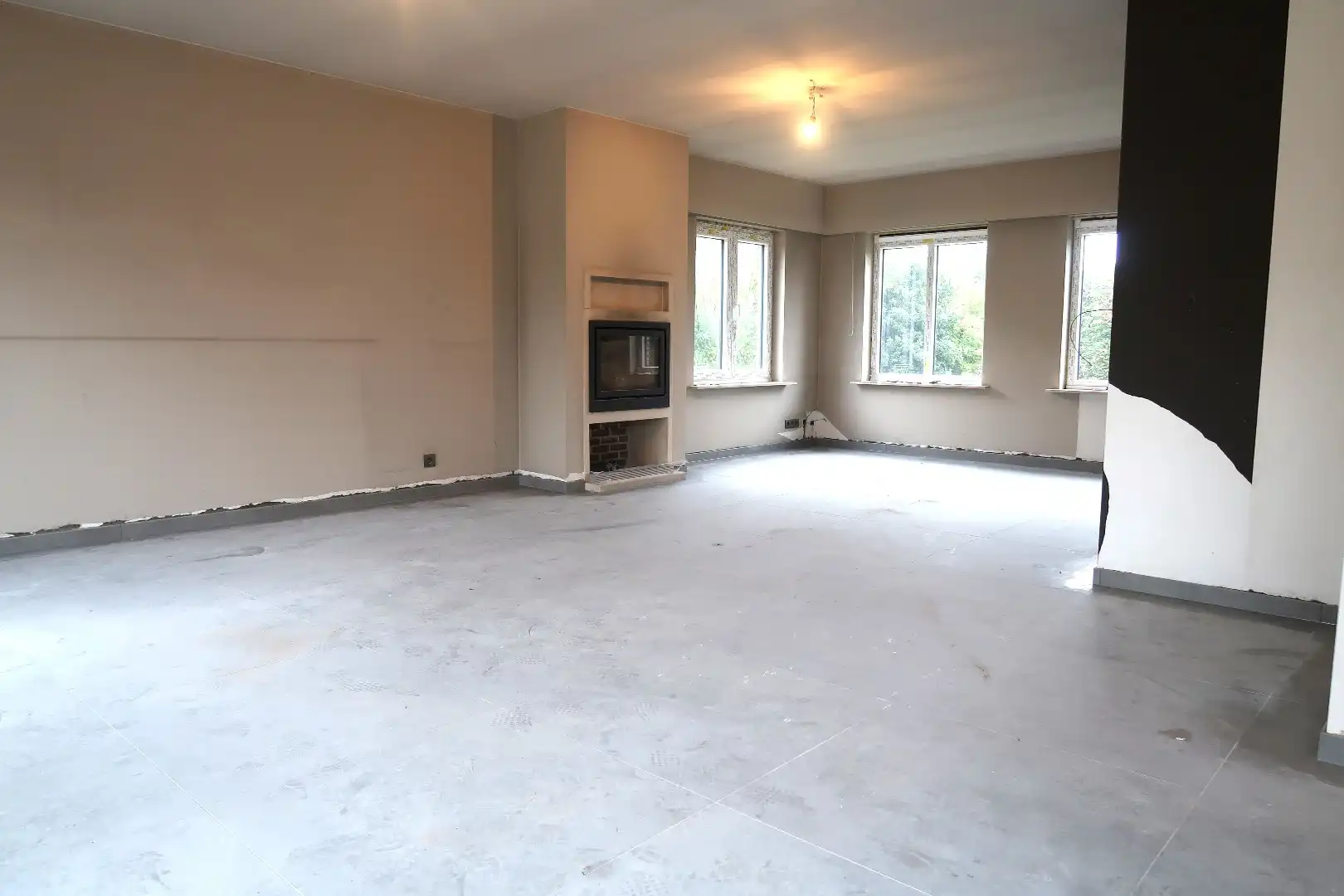 Charmante gerenoveerde woning te huur in Snellegem – 3 slaapkamers, grote tuin & veel extra’s foto 5