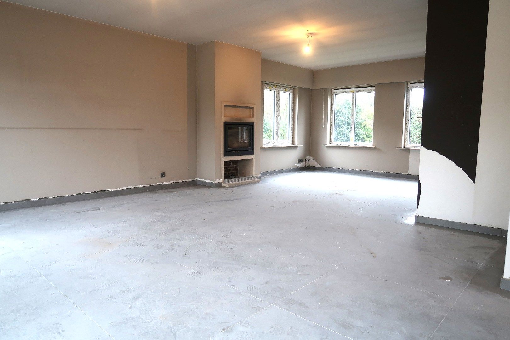 Charmante gerenoveerde woning te huur in Snellegem – 3 slaapkamers, grote tuin & veel extra’s foto 5