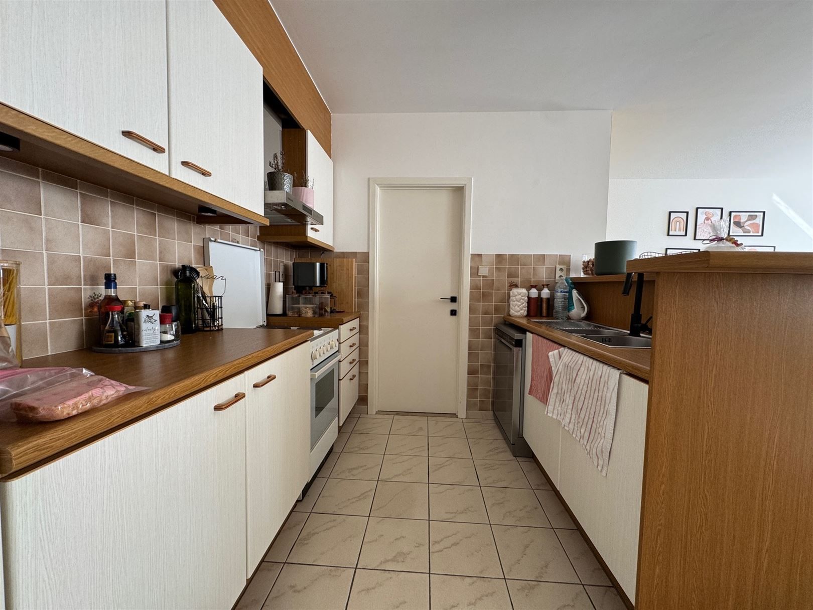 Lichtrijk appartement met 1 slaapkamer foto 12