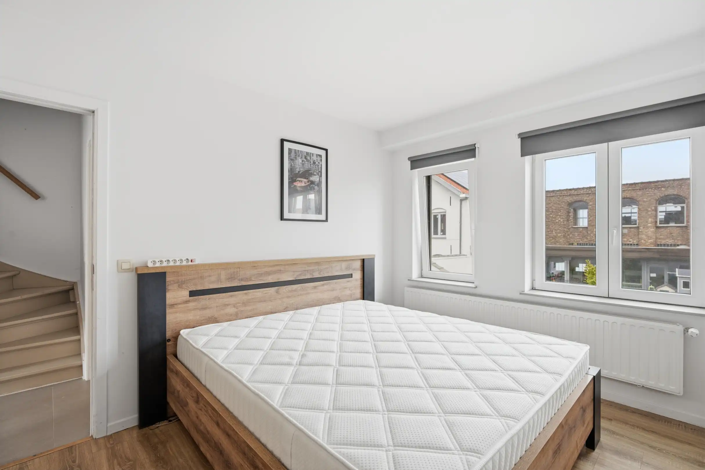 Vernieuwde woning met 5 slaapkamers te Zeebrugge foto 13