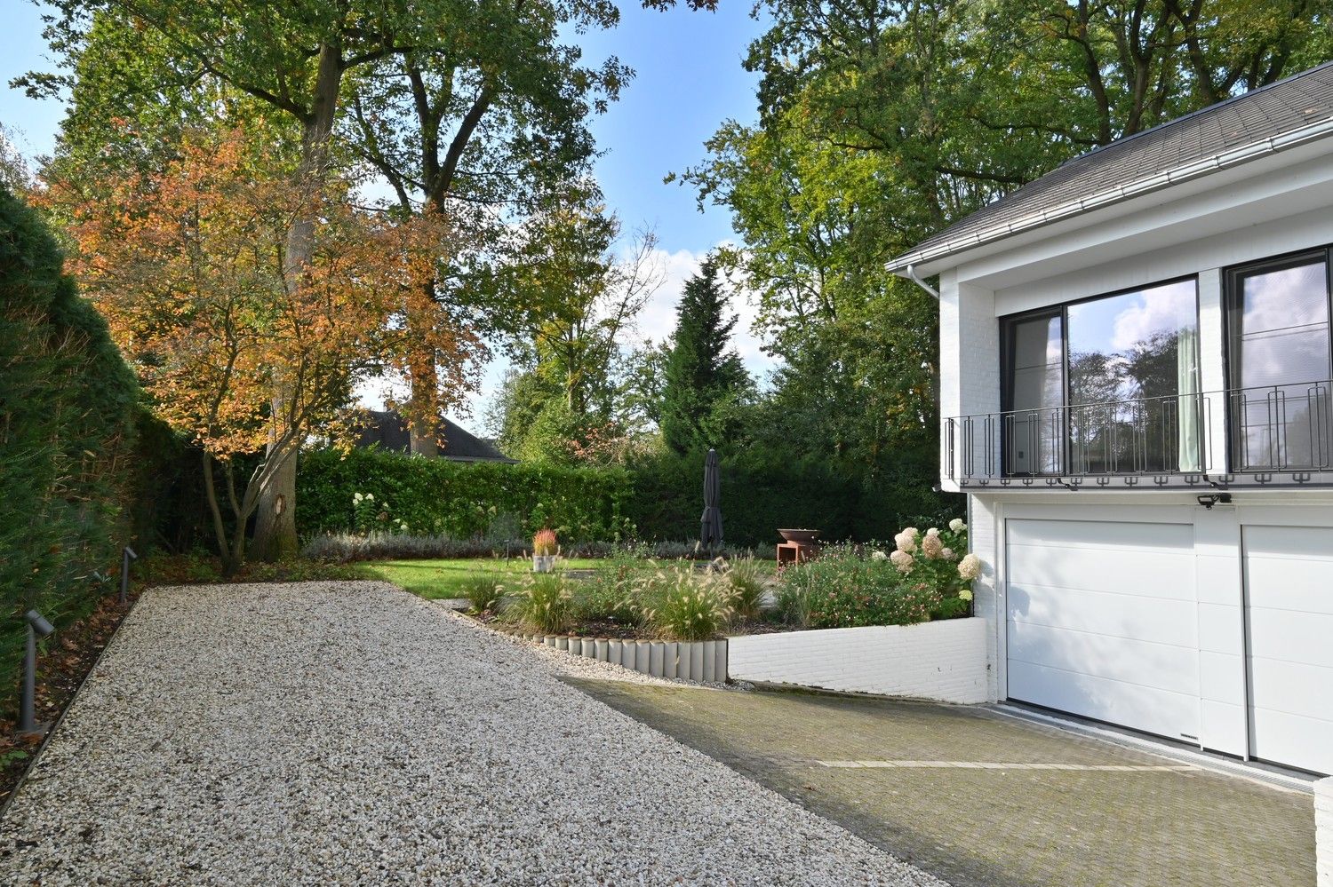 Compleet gerenoveerde woning op gegeerde toplocatie aan de Goudkust te Neerharen foto 6