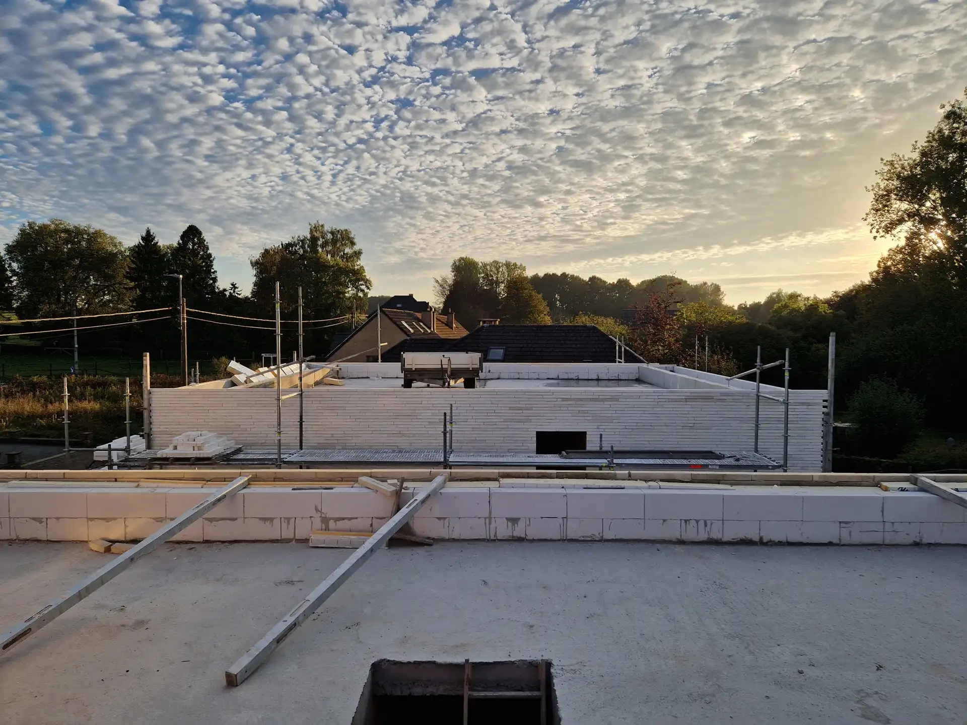 VRIJSTAANDE NIEUWBOUWVILLA MET 4 SLAAPKAMERS EN GARAGE foto 10