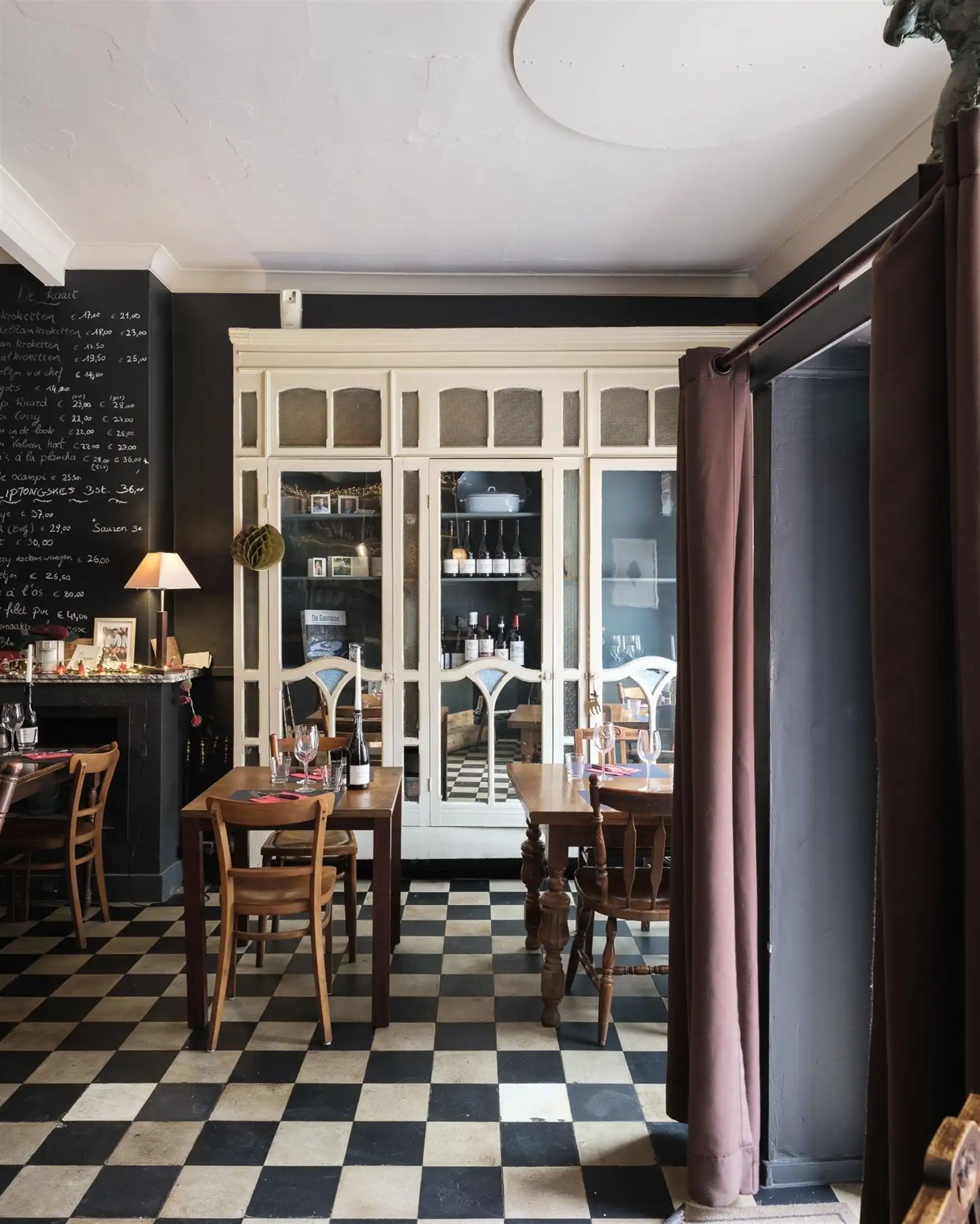 Unieke vastgoedkans in hartje Hansbeke. foto 7